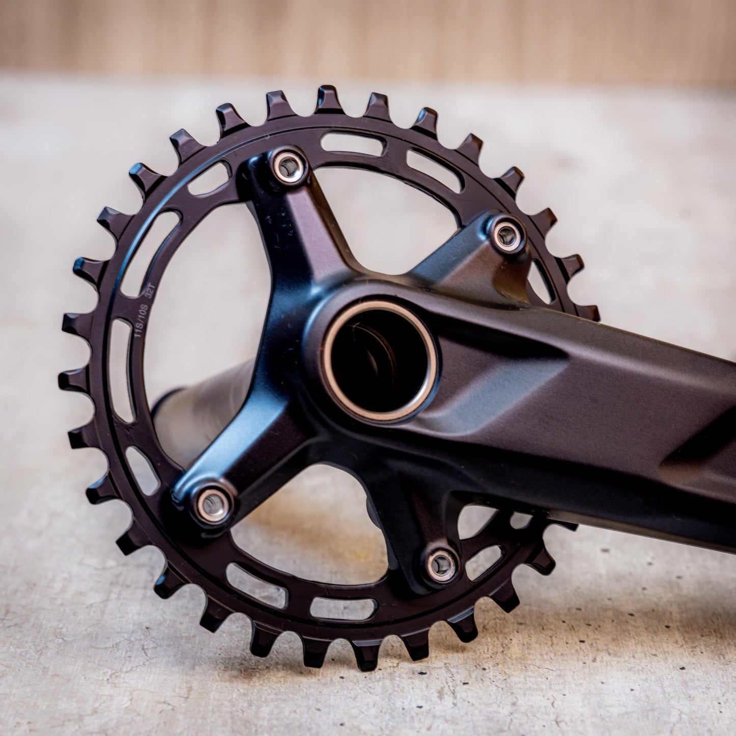 Bielas Shimano Deore 10/11v + Corona 32T + Motor Shimano